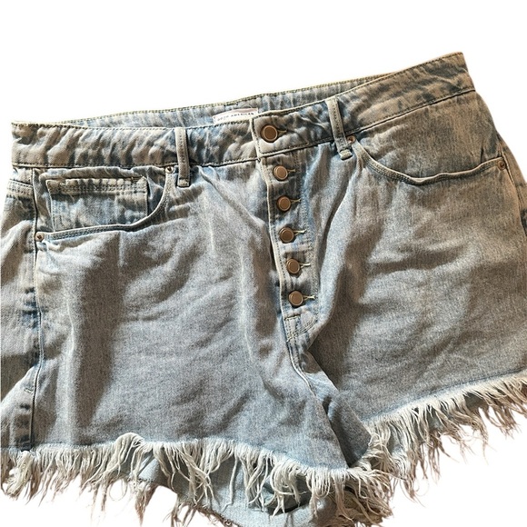 Pants - Good American Size 15 Fringes Cut Off Button fly Jean Shorts